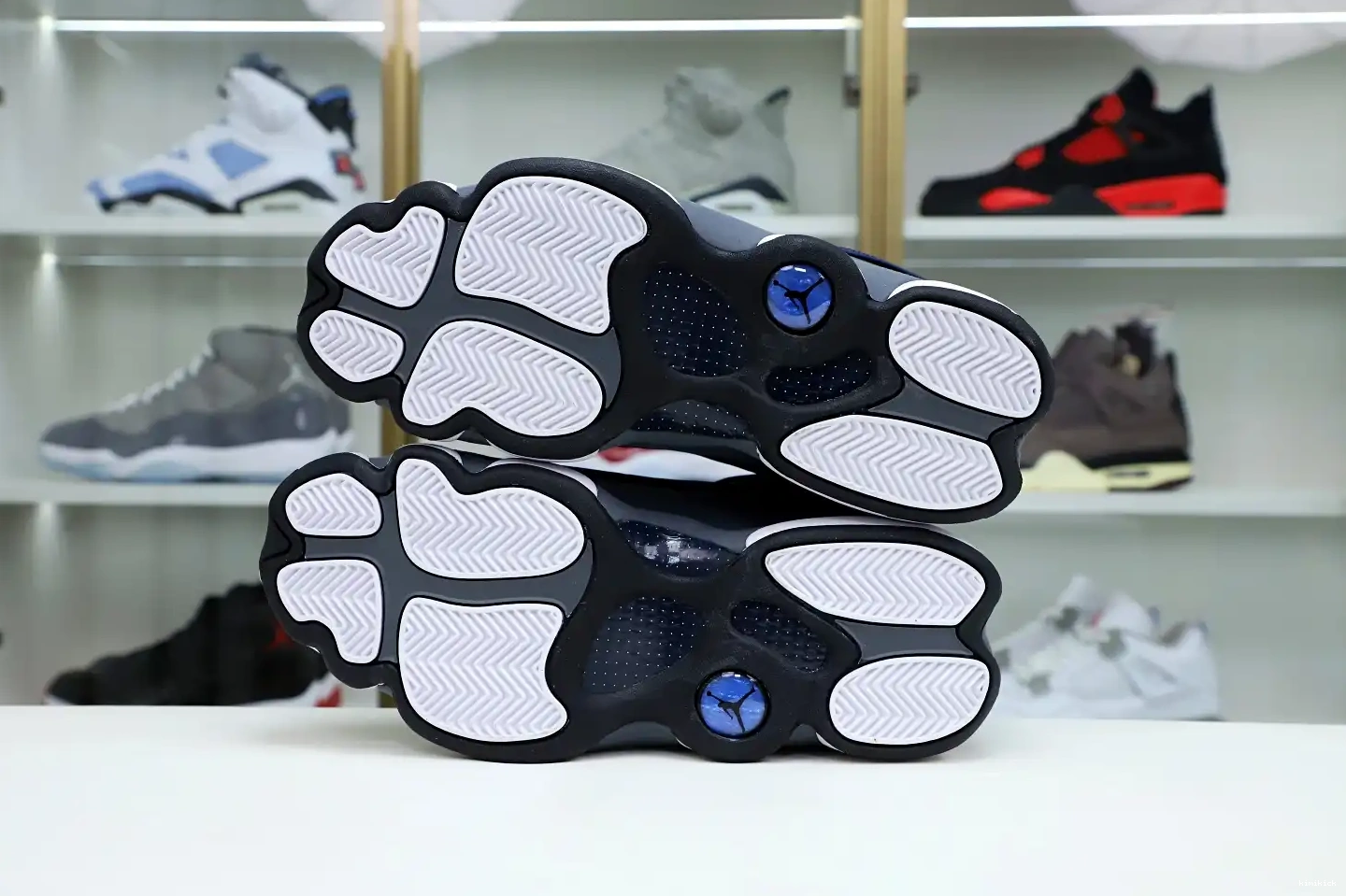 Kimikick JORDAN 2020 AIR RETRO 'FLINT' 13 0518